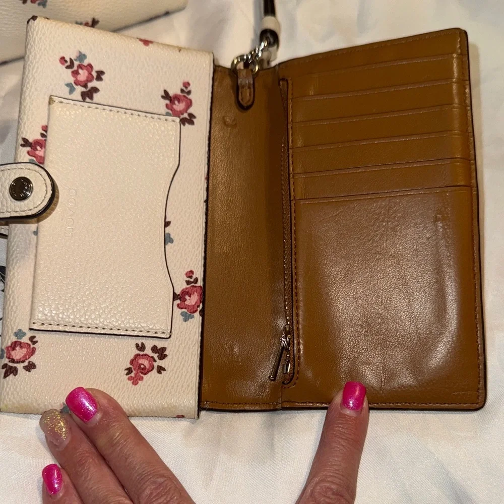 Coach 3 Pc Set EUC Cream Tote with Pink Floral Design - Picture 4 of 9